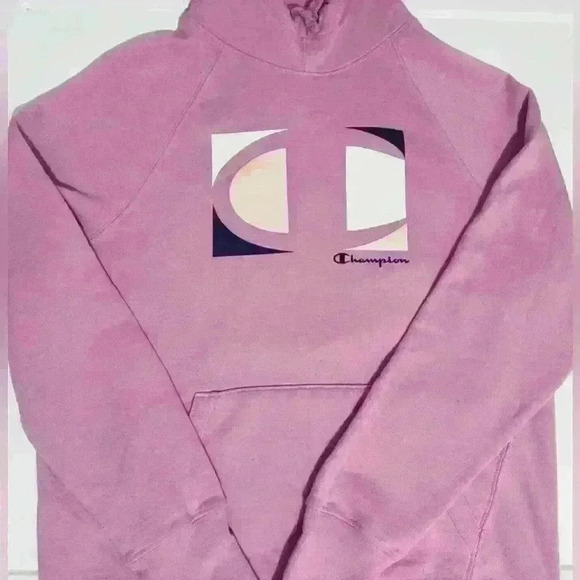 Champion Tops - Champion Powerblend Graphic Hoodie, Women’s Size Medium, in color Paper Orchid